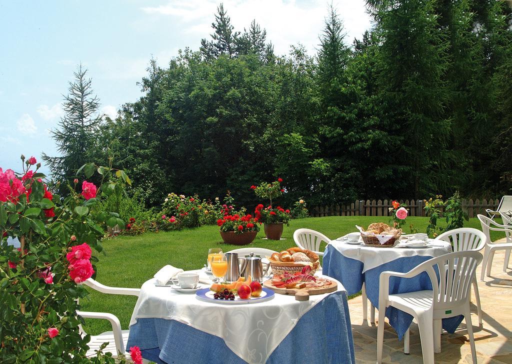 Hotel Koenig Laurin San Genesio Atesino Exterior foto